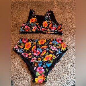 PINK Victoria's Secret Floral Bikini Set - Black and Multicolor XL